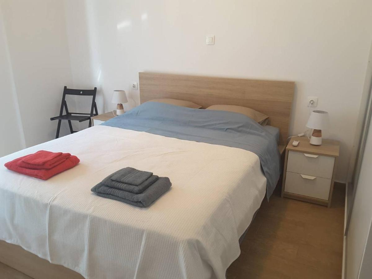 Seaview Apartment In Theheart Of Loutraki Exterior foto